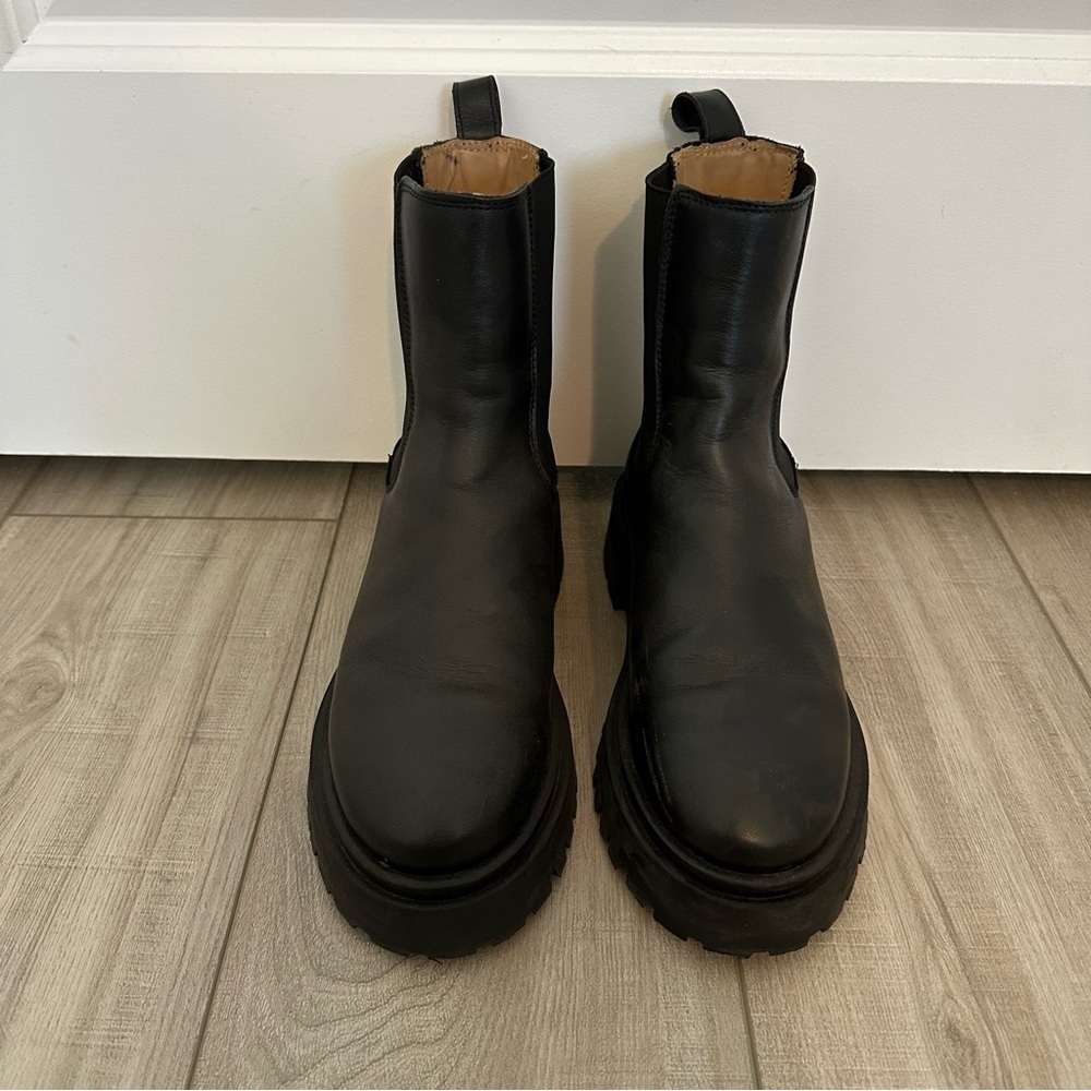 & Other Stories Black Chunky Sole Chelsea Leather Boots - Picture 3 of 8
